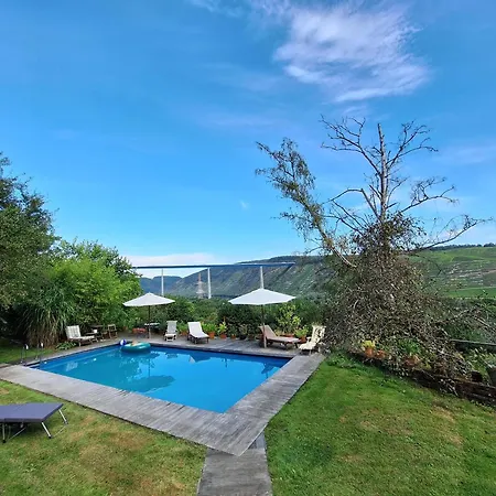 Chateau Holiday home Dieblich